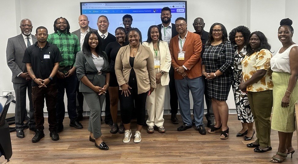 Chubb and Chicago State University Alumnus Eric Cockle show support through donation